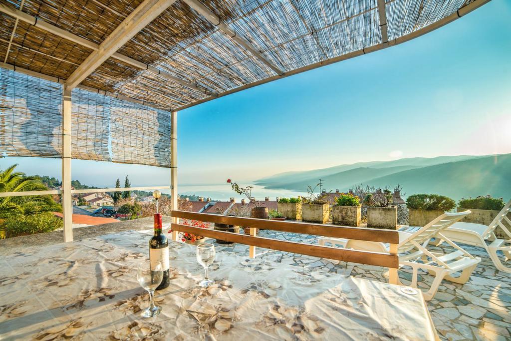 Apartments Creska 629 Рабац Екстер'єр фото