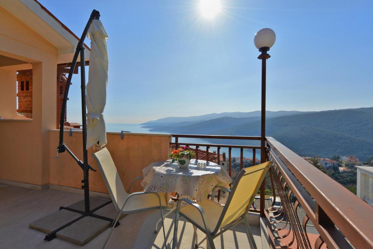 Apartments Creska 629 Рабац Екстер'єр фото